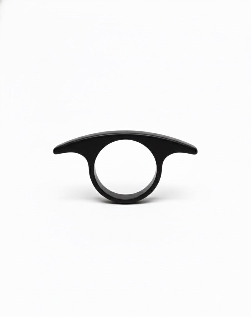 Midnight Claw Ring (Black)