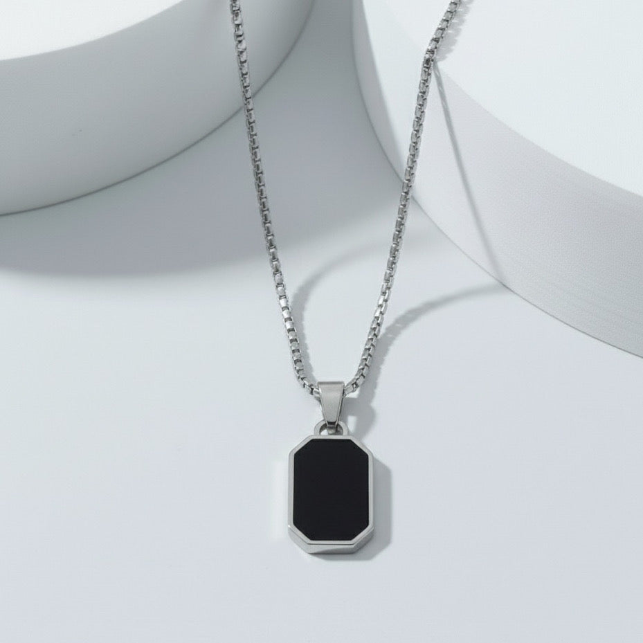 Shadow pendant